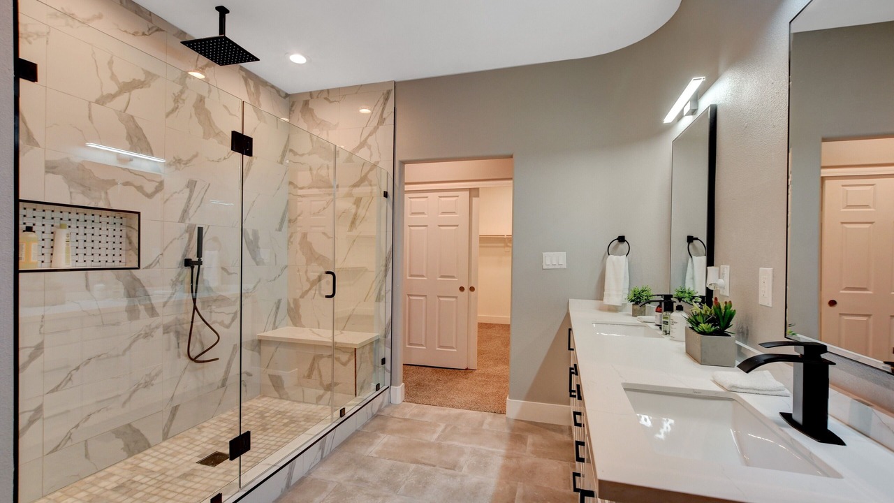 Photo of Bathroom in Green Valley