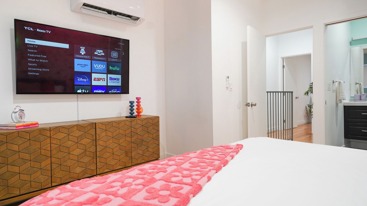 Photo of Bedroom in Santa Ana