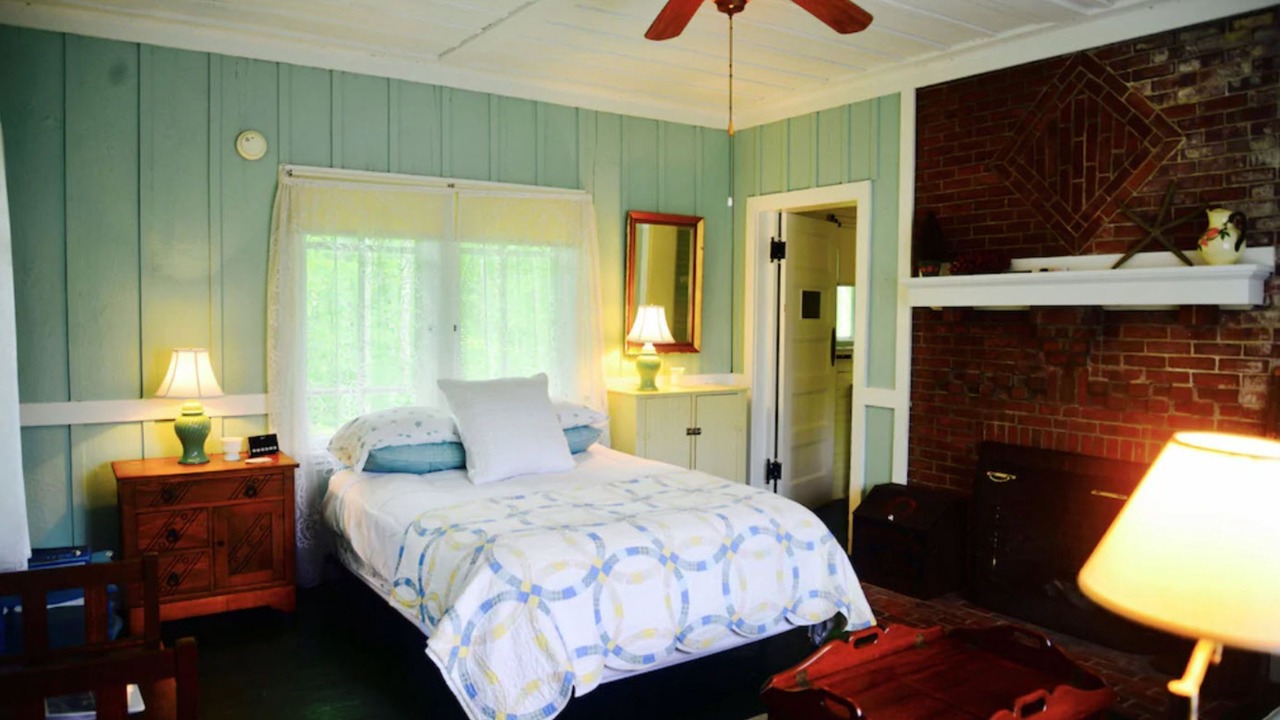 Photo of Livingroom in Northport