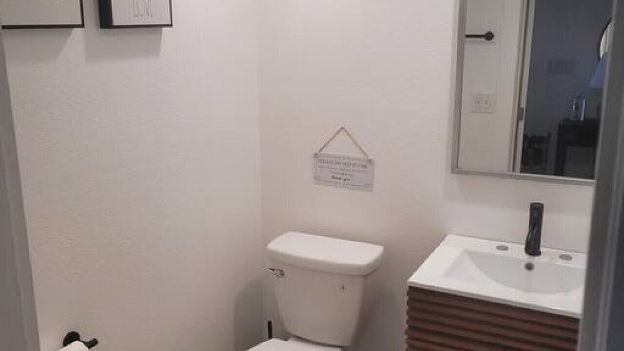 Photo of Bathroom in Trailer Estates