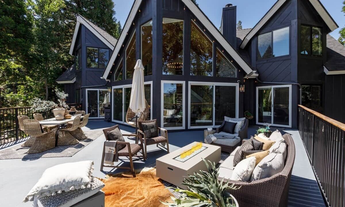 Photo of Outdoor in Lake Arrowhead