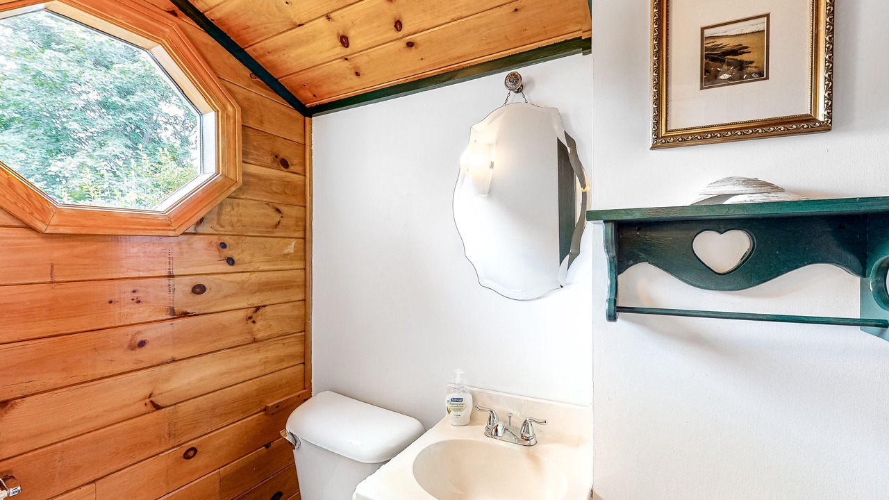 Photo of Bathroom in Owls Head