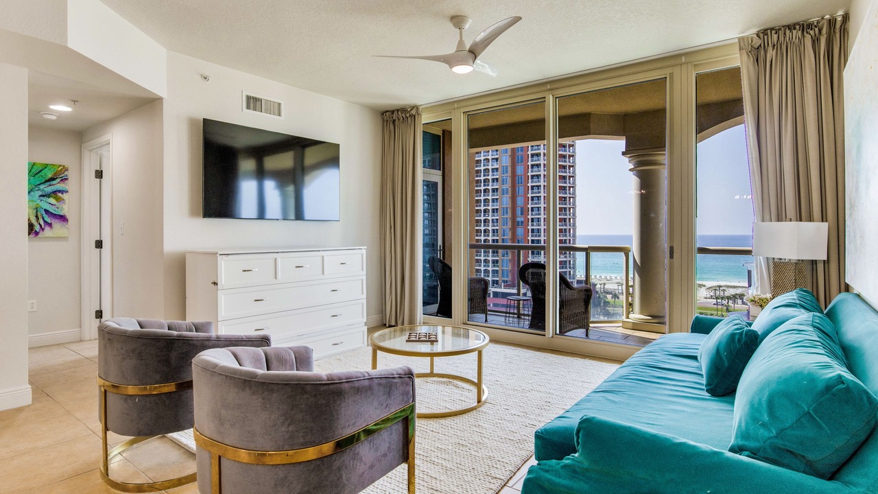 Photo of Livingroom in Pensacola Beach