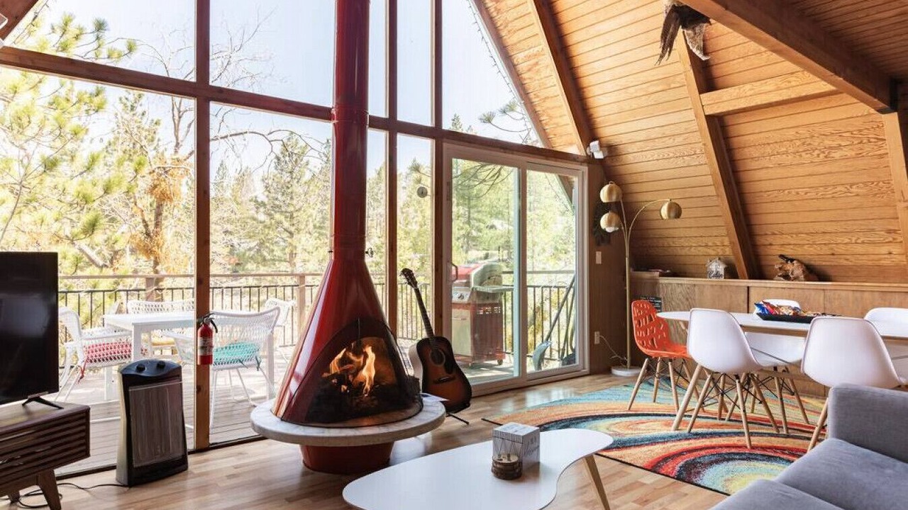 Photo of Livingroom in Arrowbear Lake