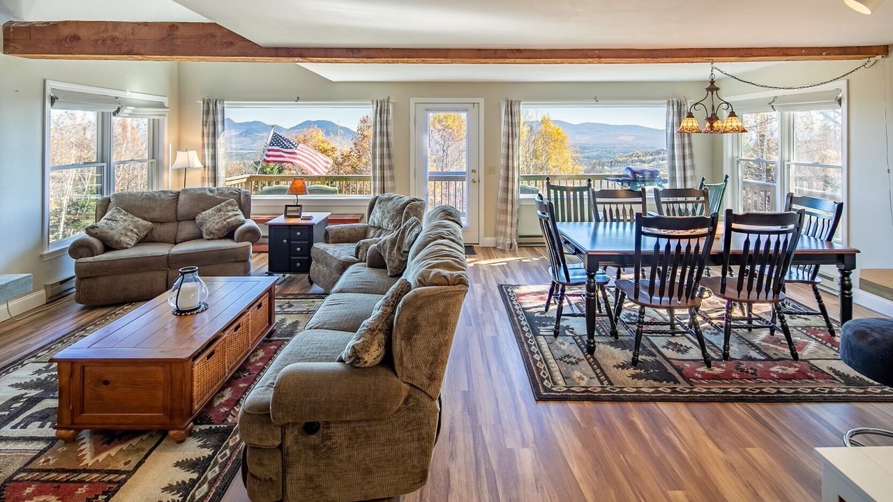 Photo of Livingroom in Franklin County