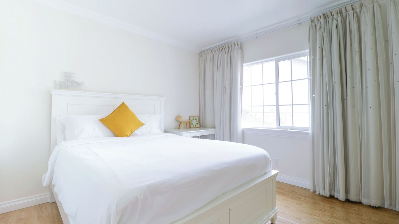 Photo of Bedroom in East Pasadena