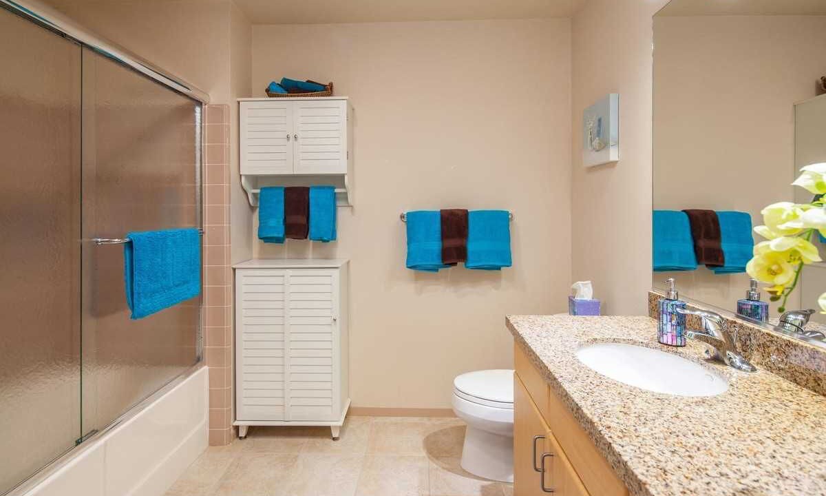 Photo of Bathroom in Pacific Terrace