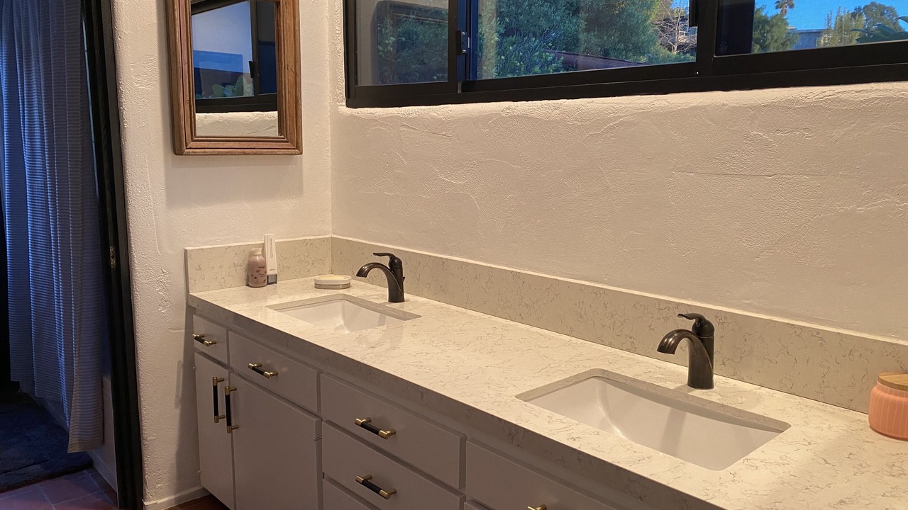 Photo of Bathroom in Eastern Malibu