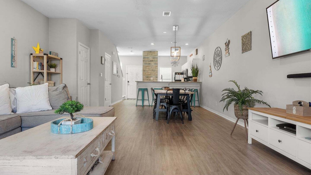 Photo of Livingroom in Miramar Beach