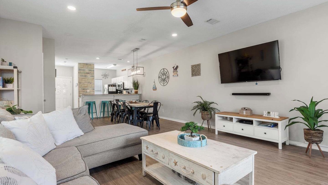 Photo of Livingroom in Miramar Beach