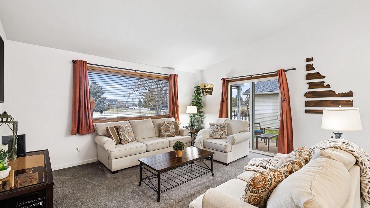 Photo of Livingroom in Meridian