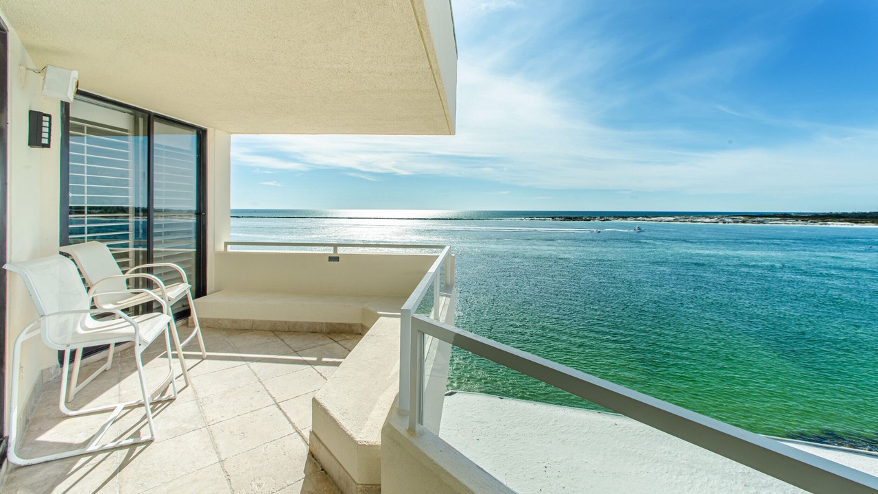 Photo of Patio Balcony in Holiday Isle