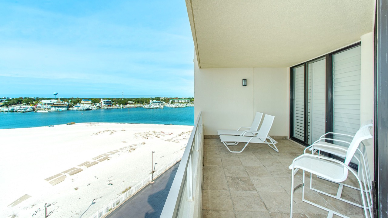 Photo of Patio Balcony in Holiday Isle
