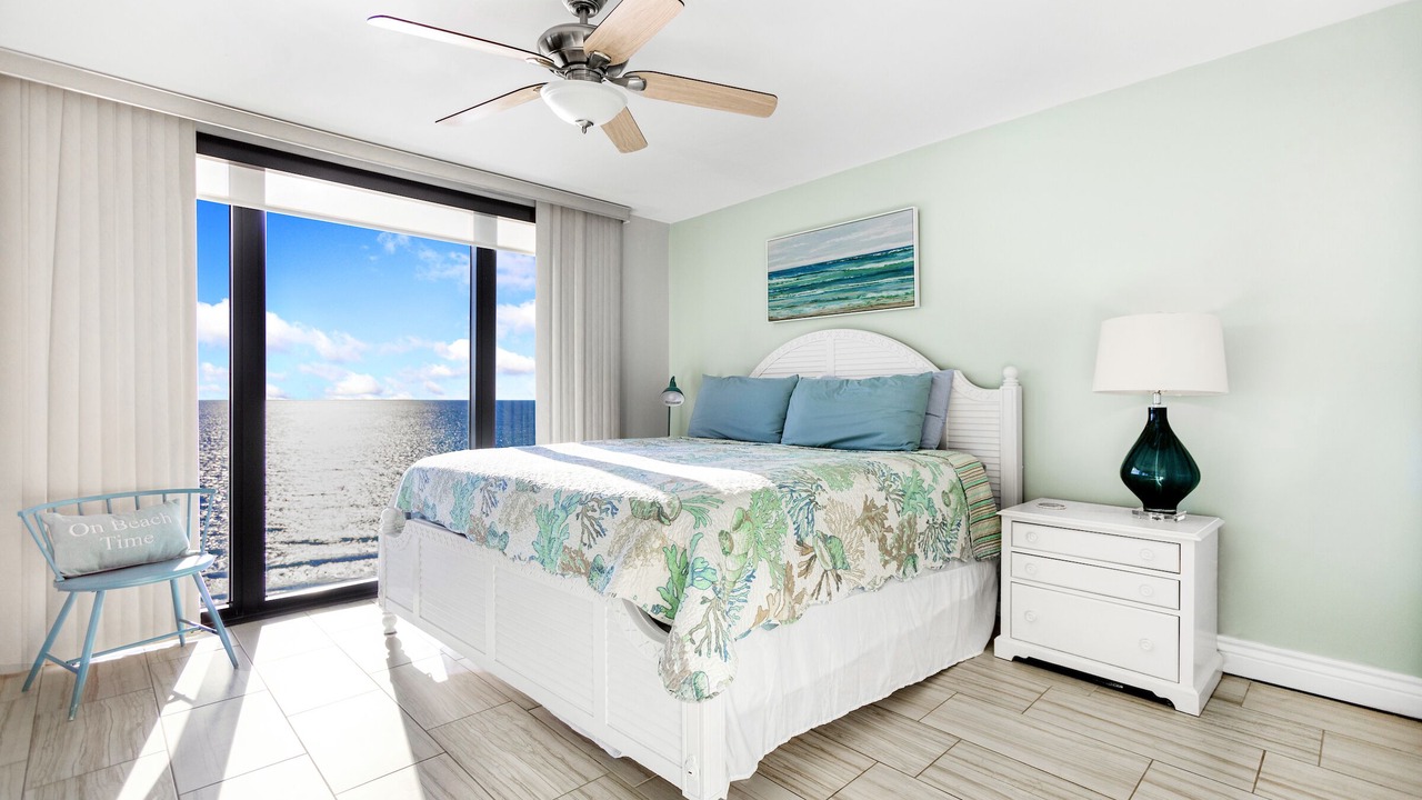 Photo of Bedroom in Biltmore Beach