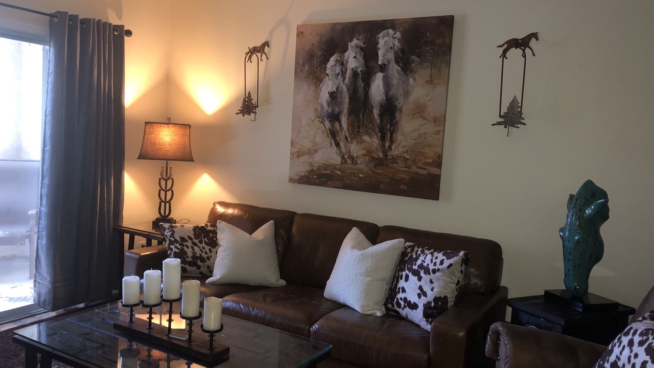 Photo of Livingroom in Summerlin