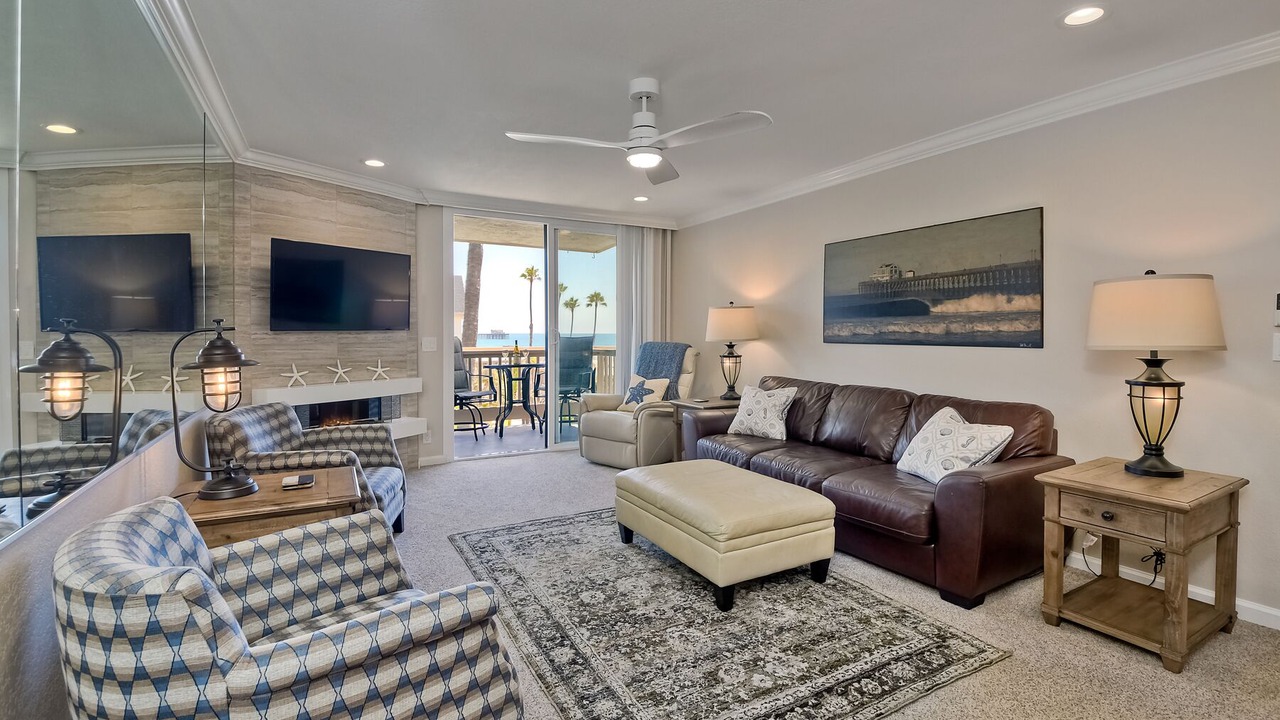 Photo of Livingroom in Townsite