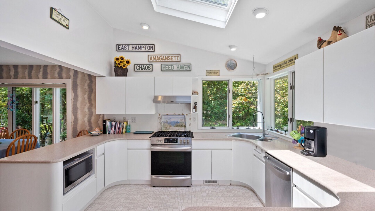 Photo of Kitchen in Amagansett North