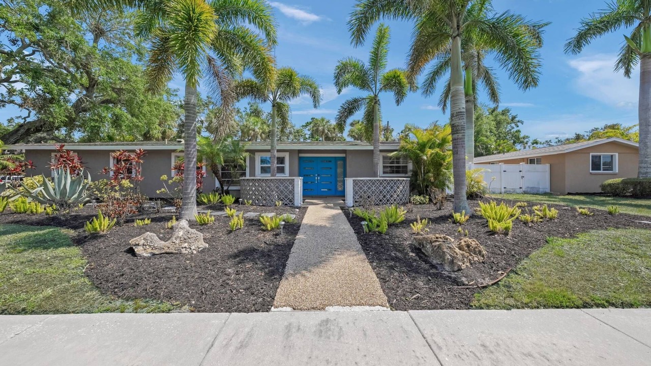 Photo of Others in Gulf Gate Estates