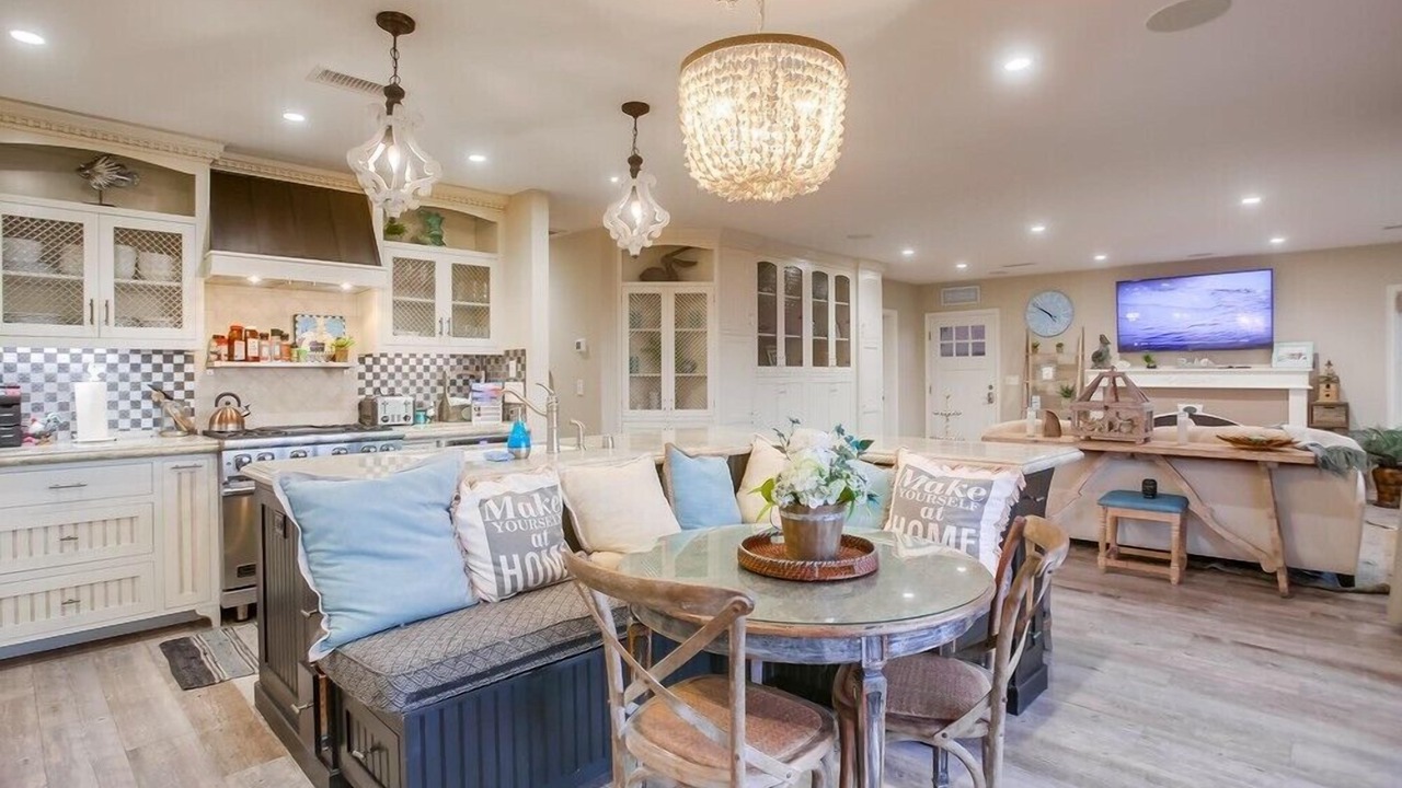 Photo of Kitchen in Central Mission Beach