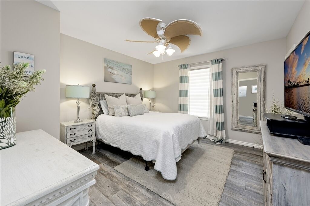 Photo of Bedroom in Central Mission Beach