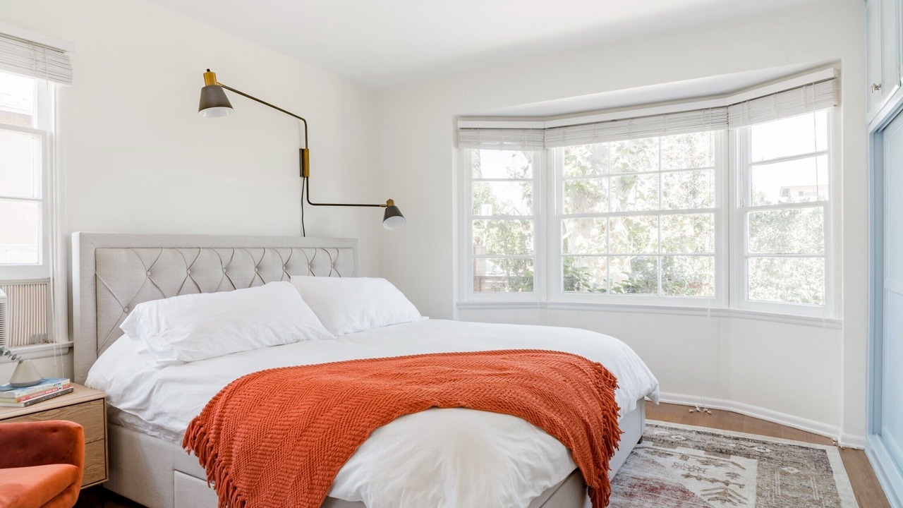 Photo of Bedroom in North Hollywood