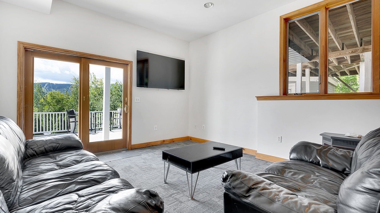 Photo of Livingroom in Sunday River Area