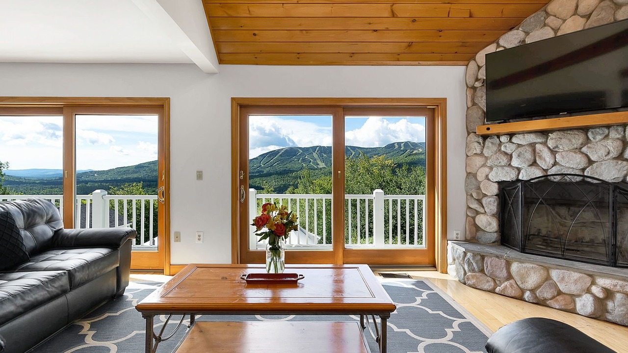 Photo of Livingroom in Sunday River Area