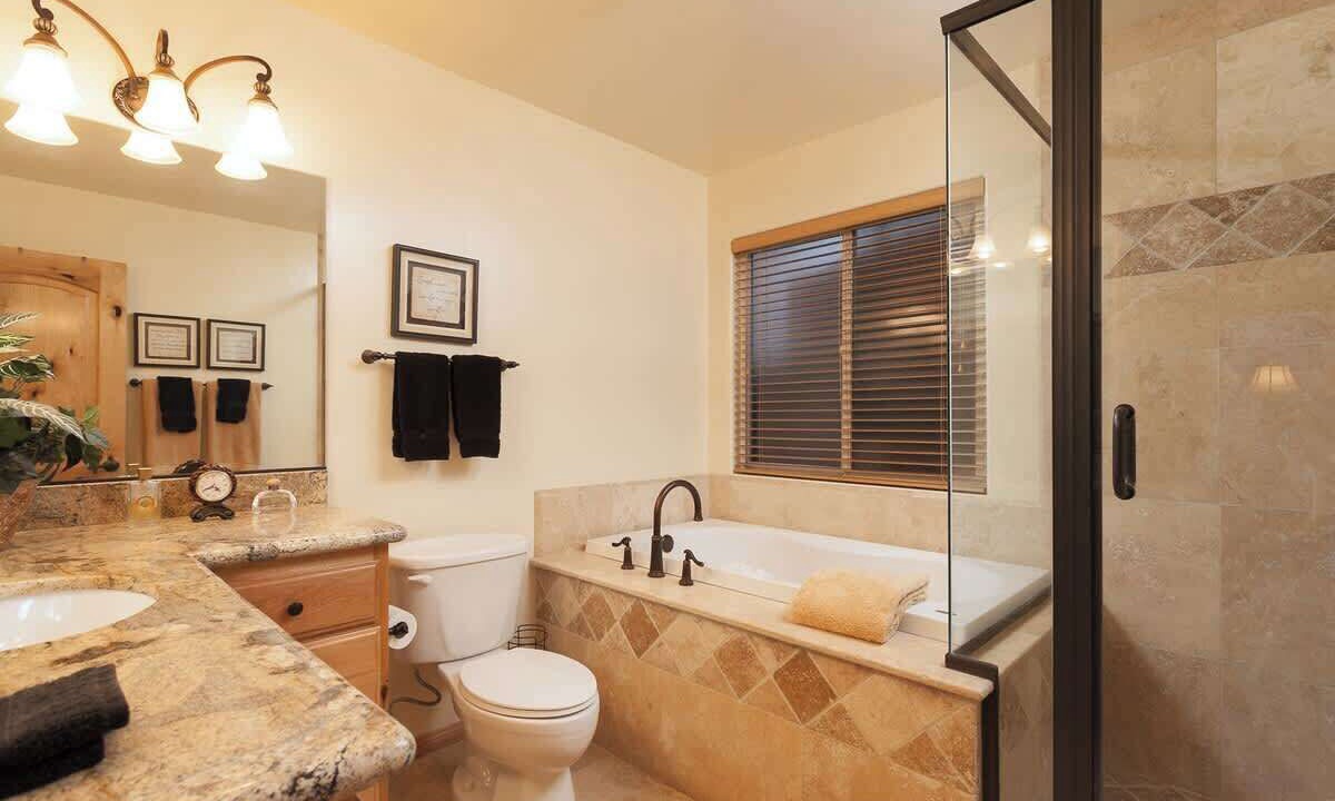 Photo of Bathroom in Big Bear Lake