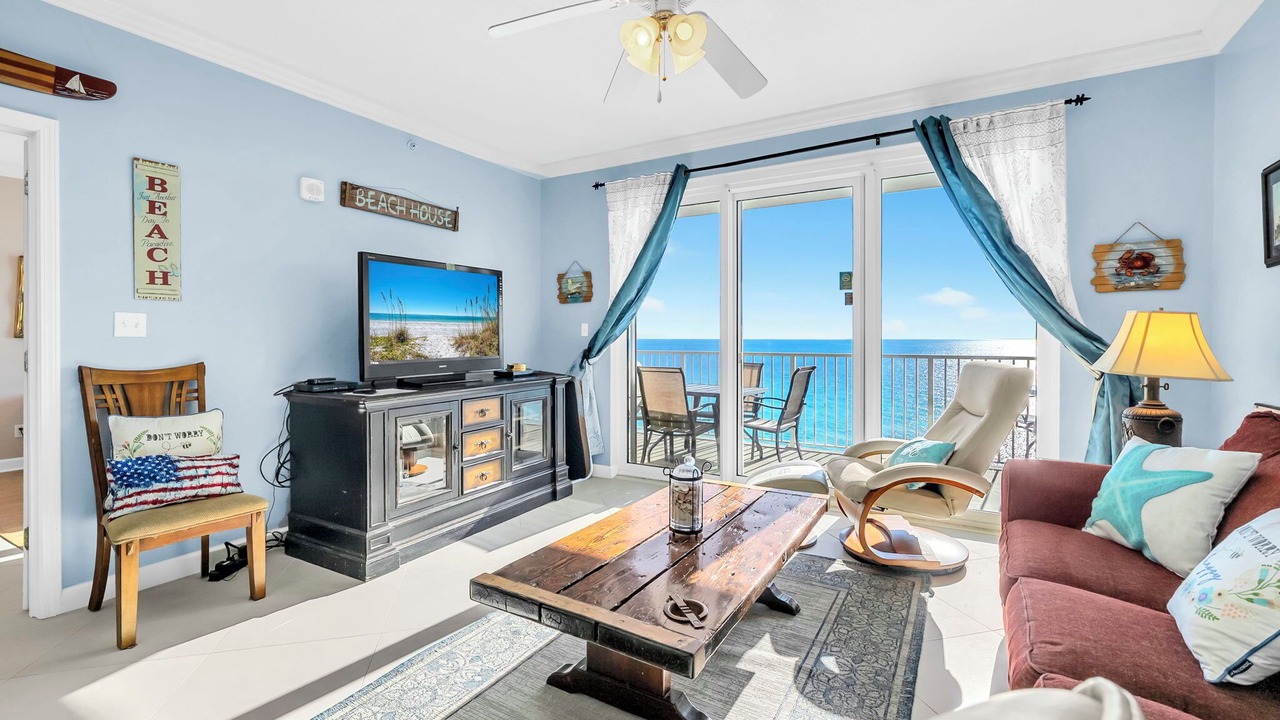 Photo of Livingroom in Long Beach