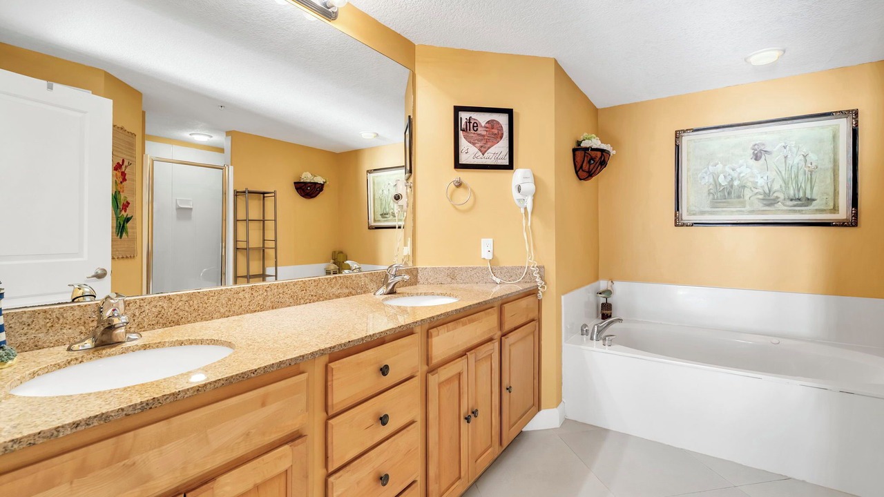 Photo of Bathroom in Long Beach