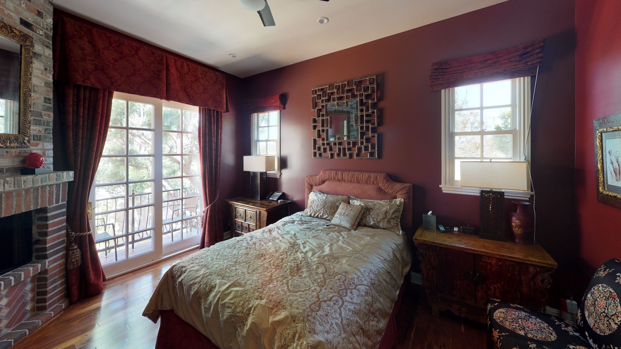 Photo of Bedroom in Beverly Glen