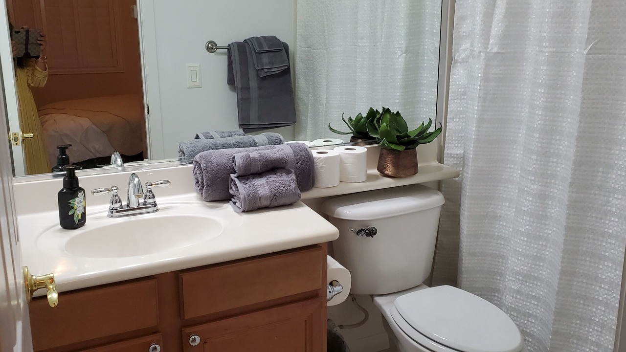 Photo of Bathroom in Enterprise