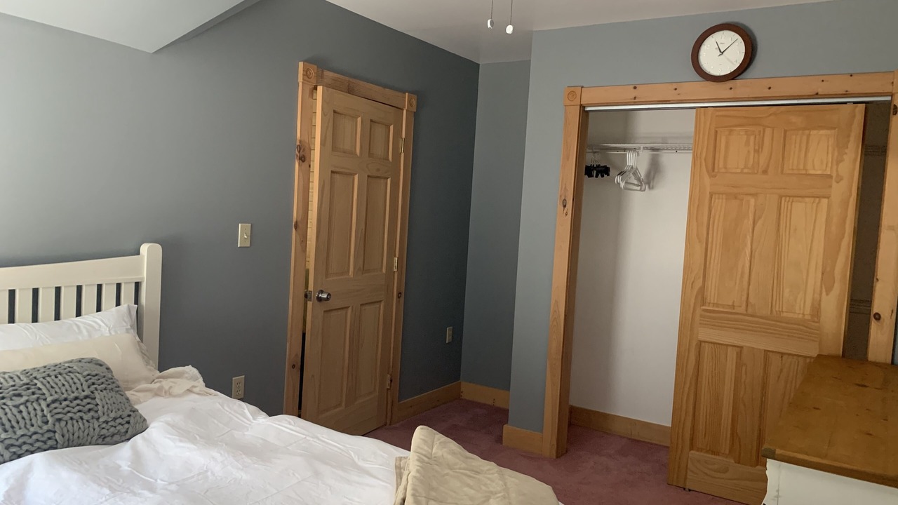 Photo of Bedroom in Mac Mahan