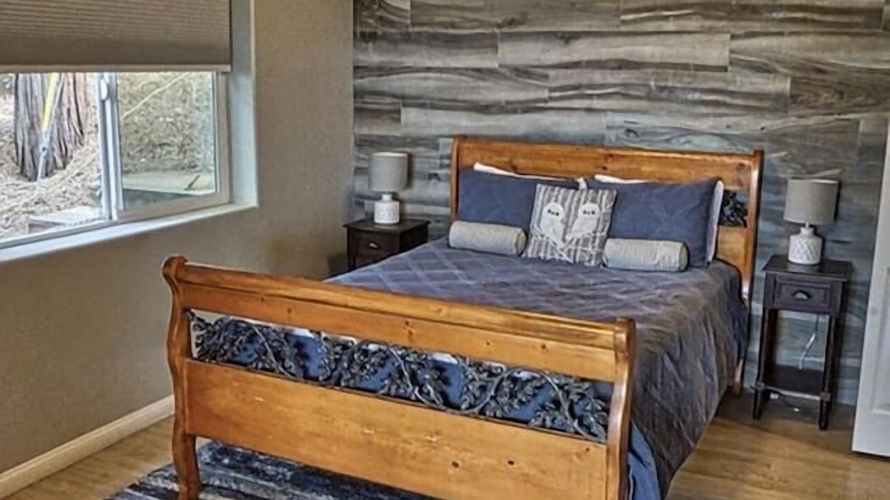 Photo of Bedroom in Arrowhead Villas