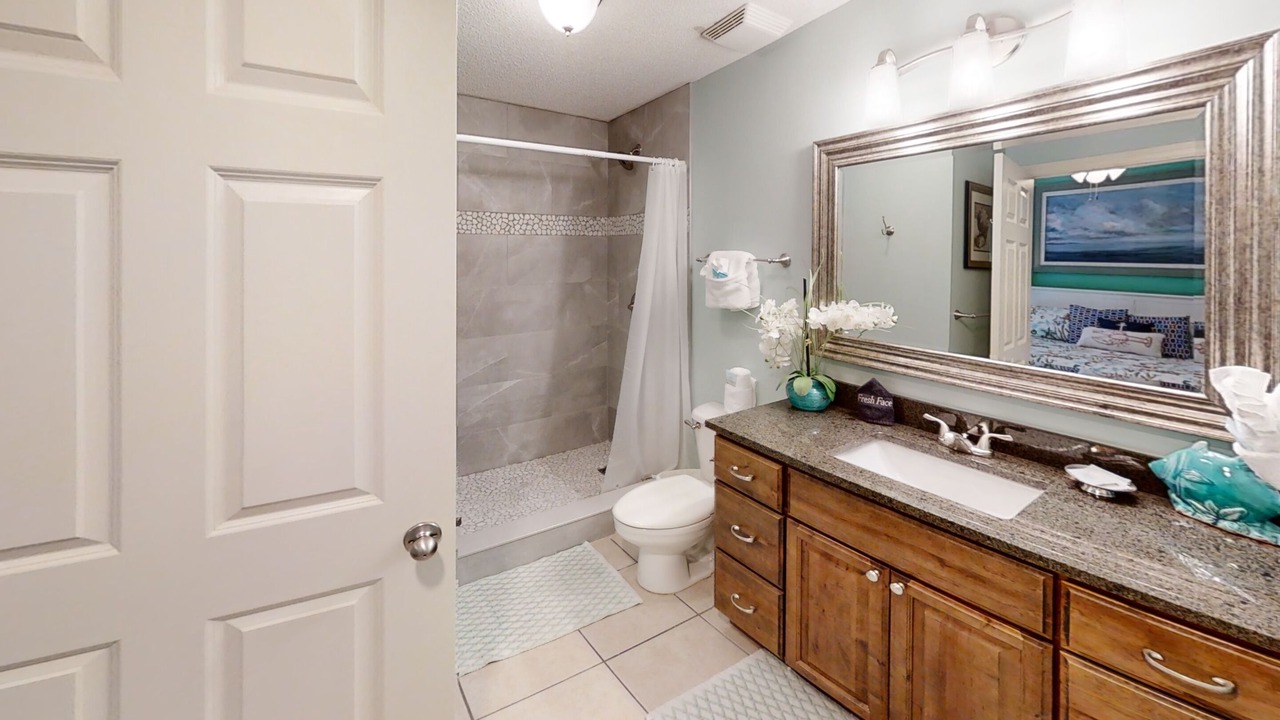 Photo of Bathroom in Long Beach