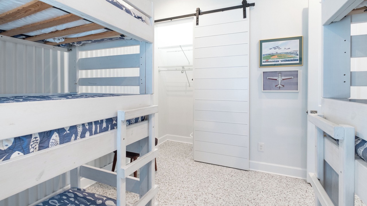 Photo of Bedroom in Pensacola Beach