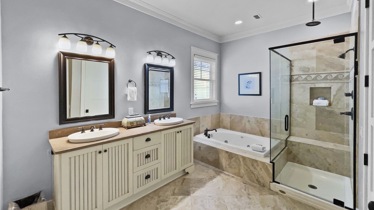 Photo of Bathroom in Inlet Beach