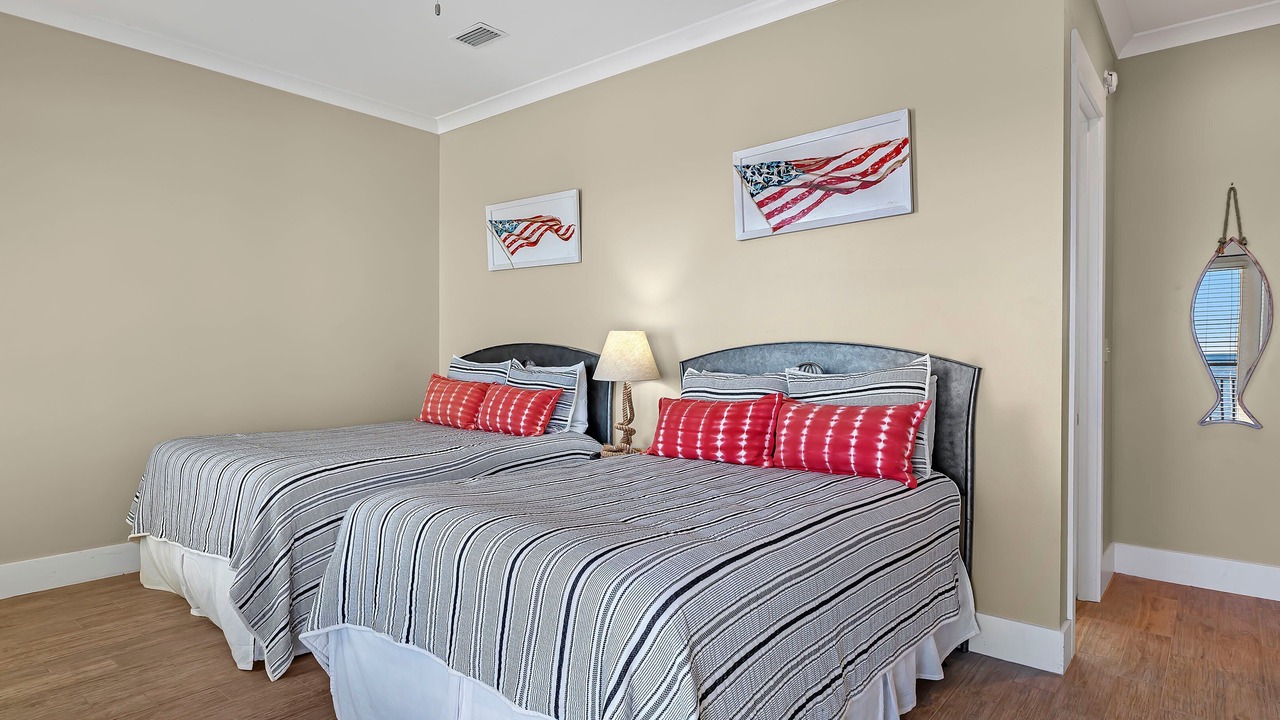 Photo of Bedroom in Gulf Shores