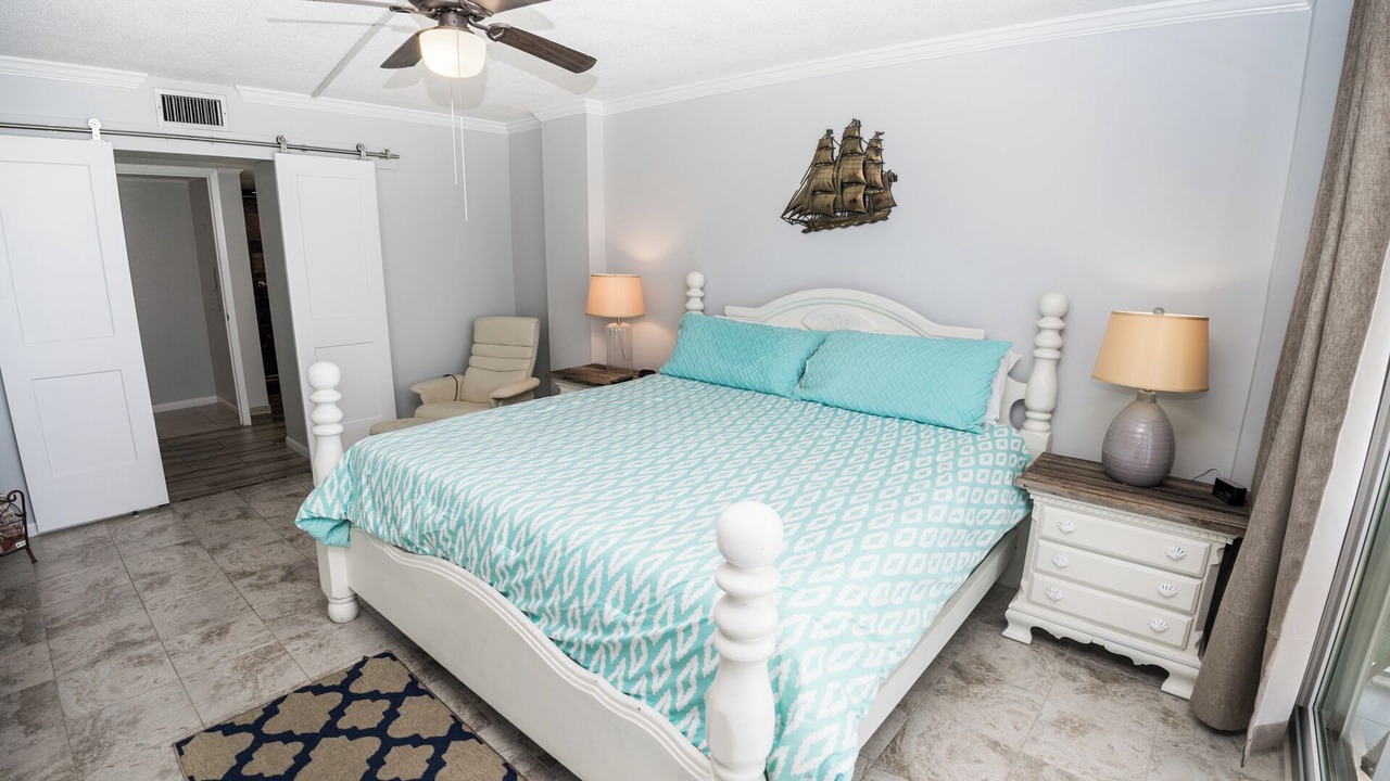 Photo of Bedroom in Gulf Lagoon Beach