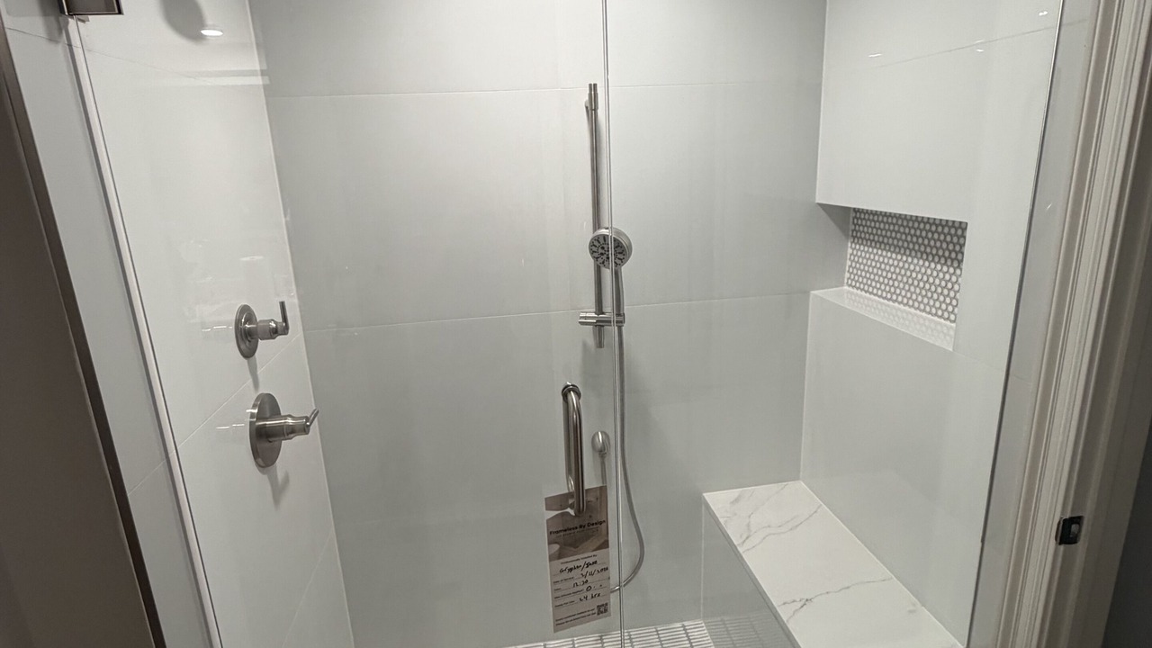 Photo of Bathroom in Thomas Drive