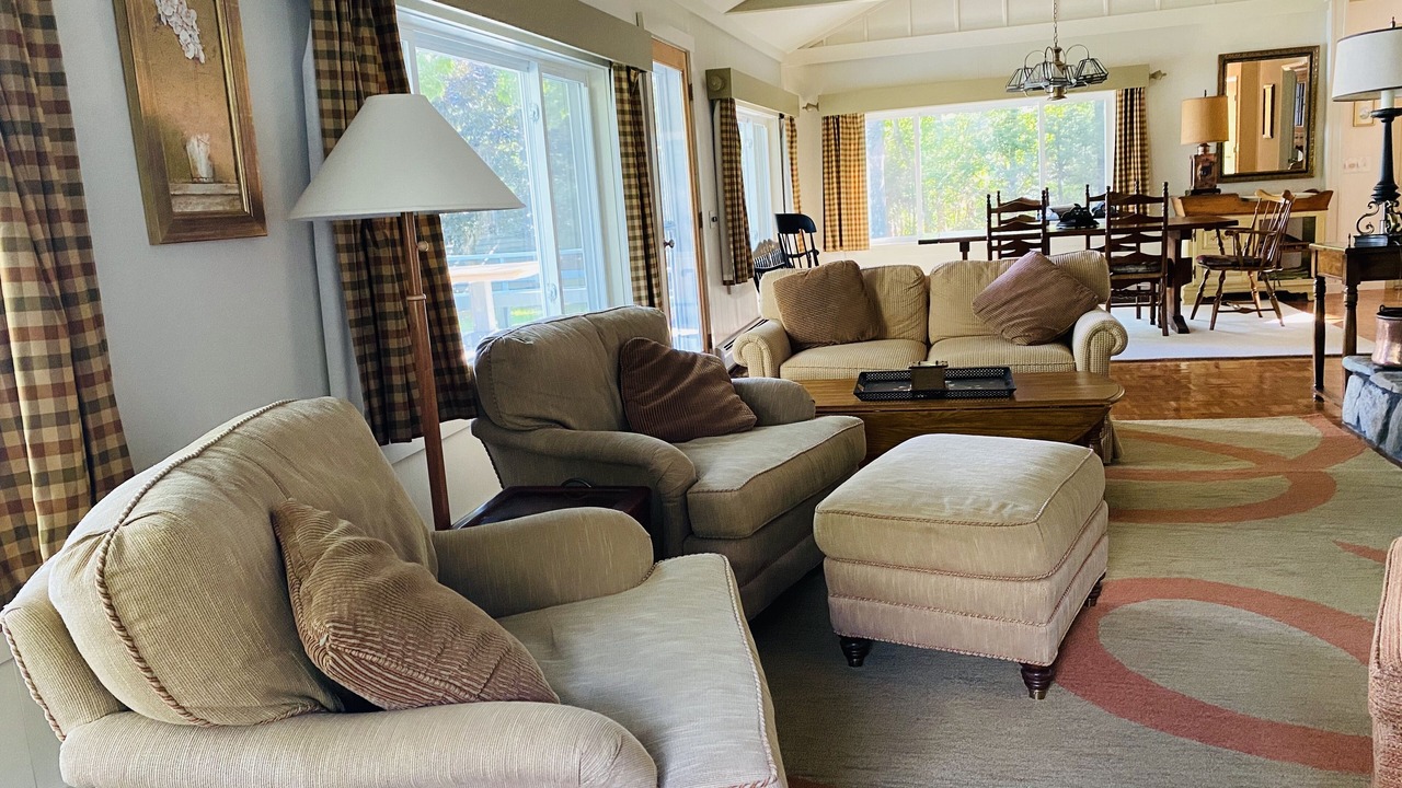 Photo of Livingroom in Trenton