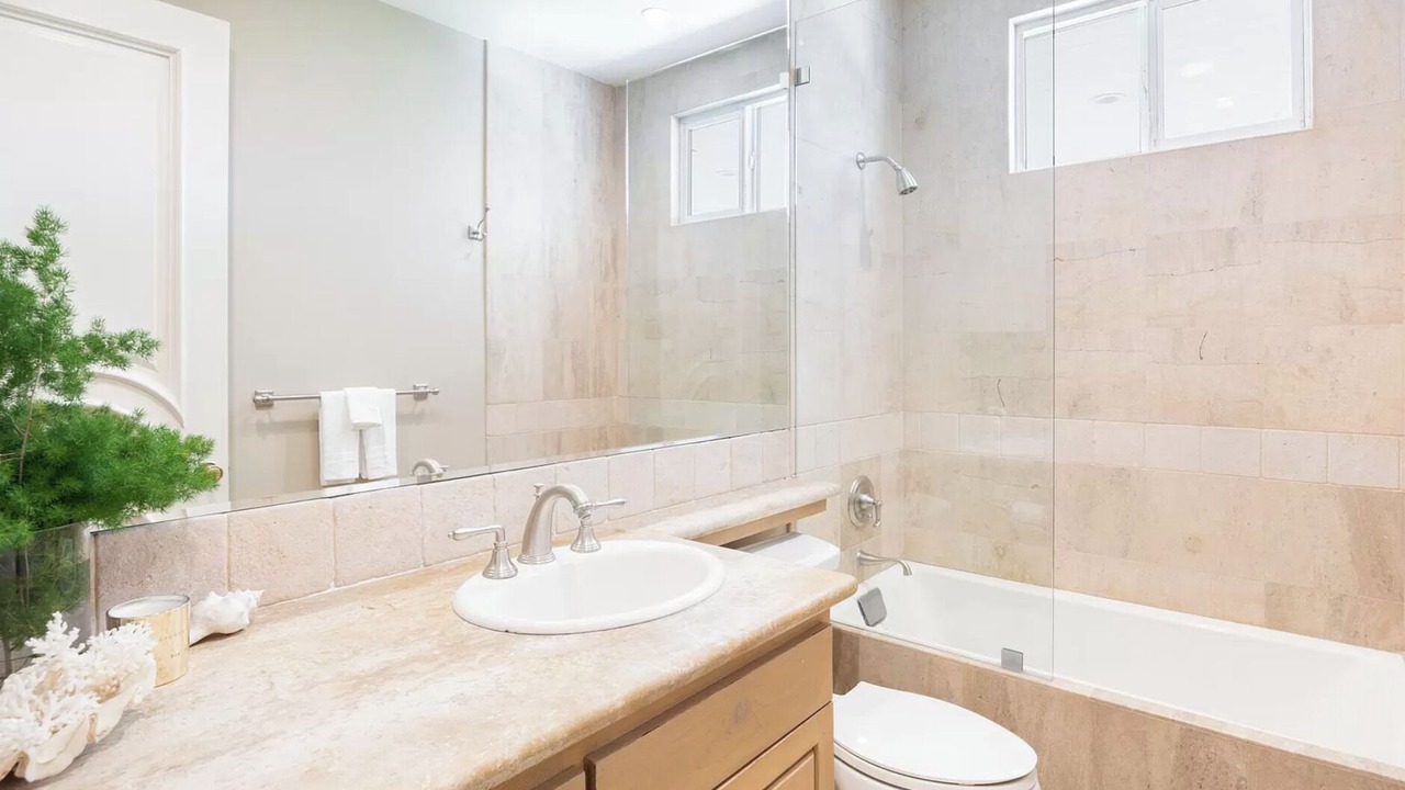 Photo of Bathroom in Malibu