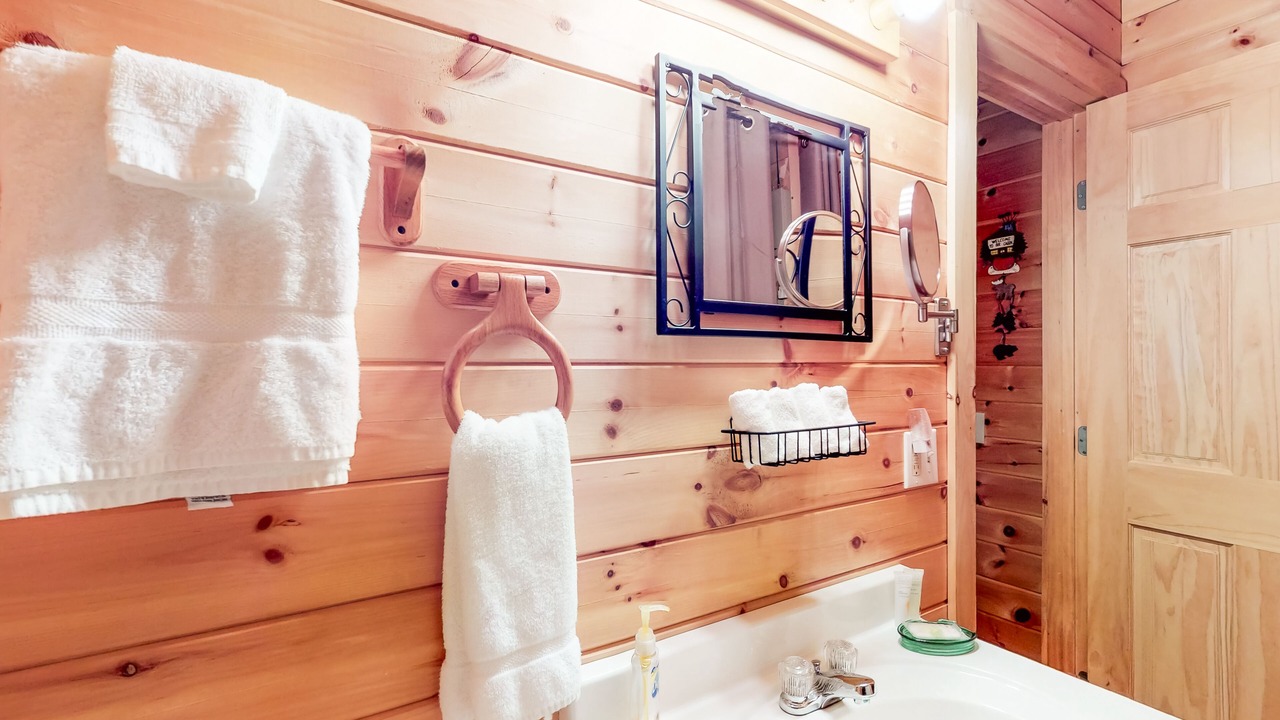 Photo of Bathroom in Shirley Mills