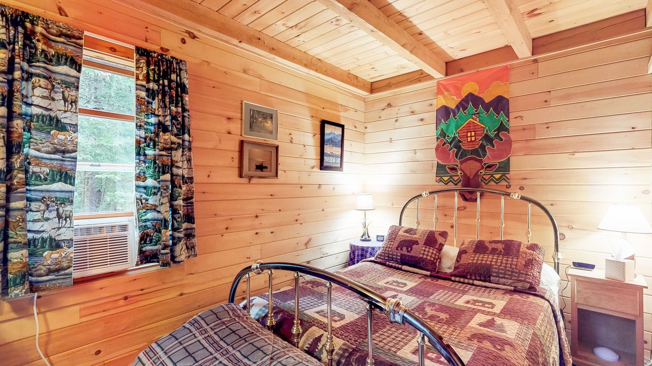 Photo of Bedroom in Shirley Mills