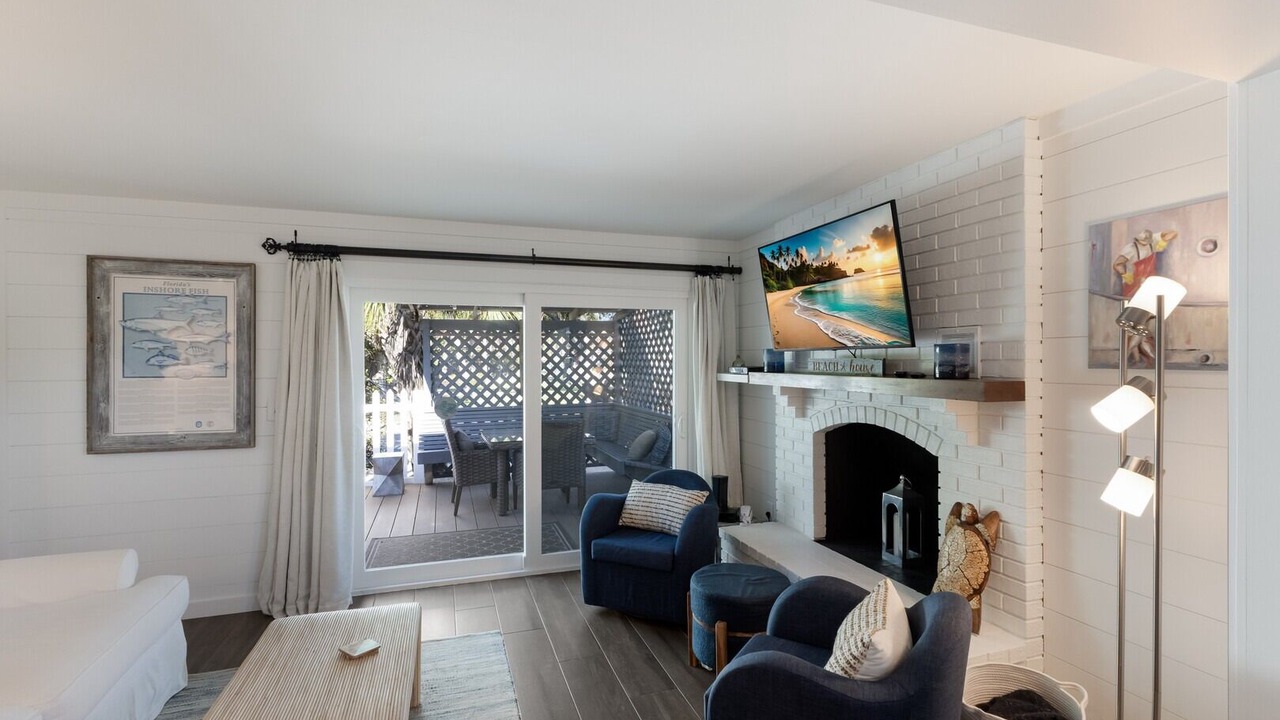 Photo of Bedroom in Holmes Beach
