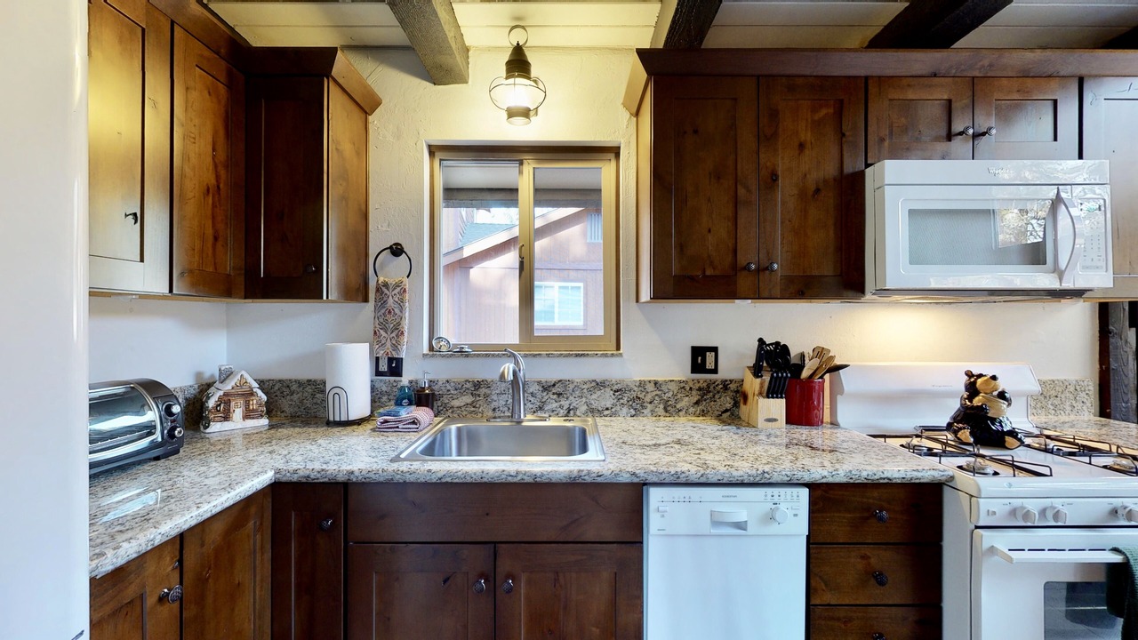 Photo of Kitchen in Upper Moonridge