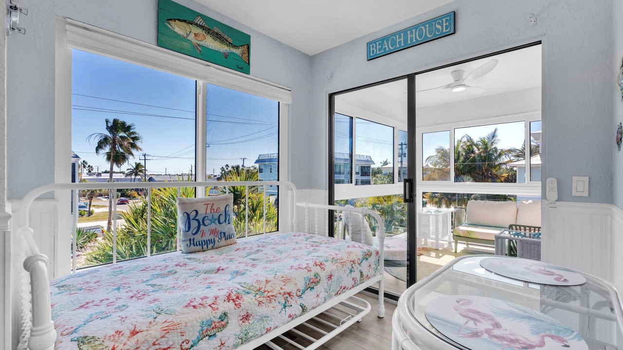 Photo of Bedroom in Holmes Beach