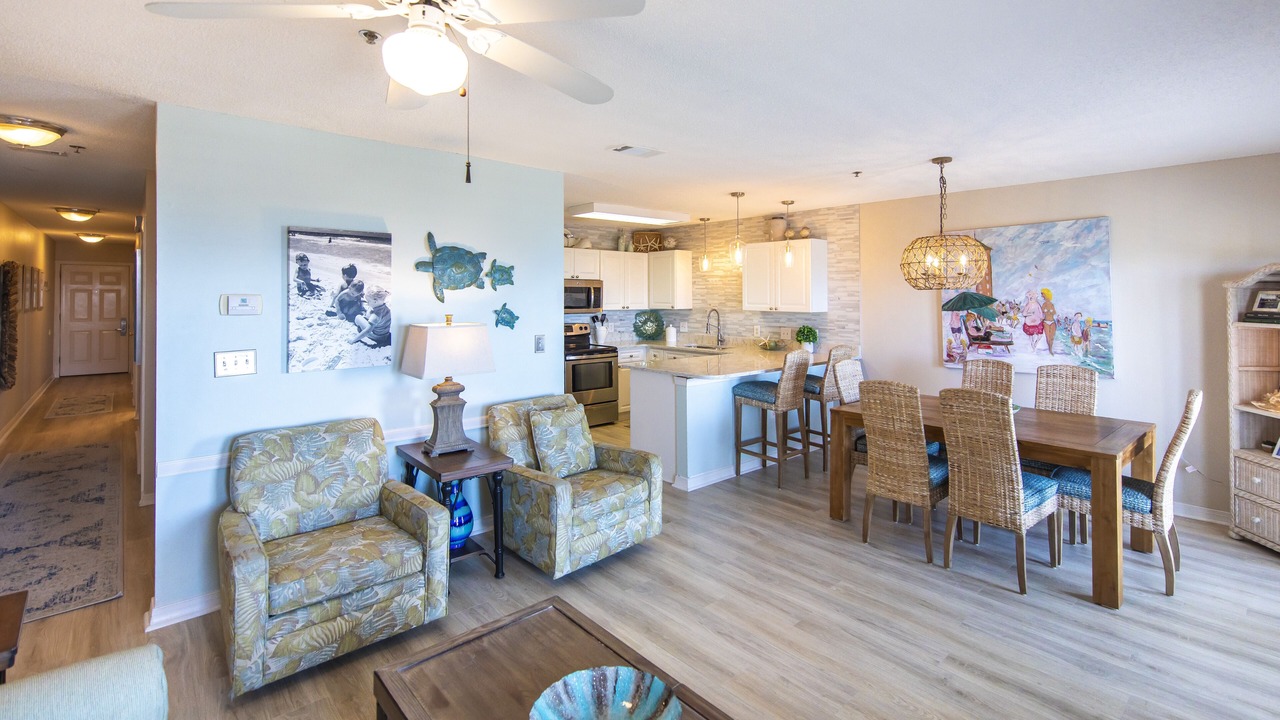 Photo of Livingroom in Gulf Place