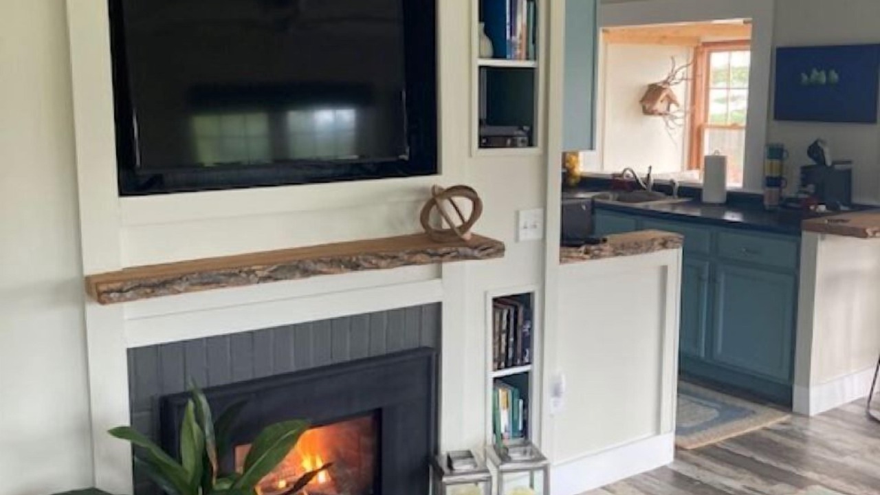 Photo of Livingroom in Sandy Point