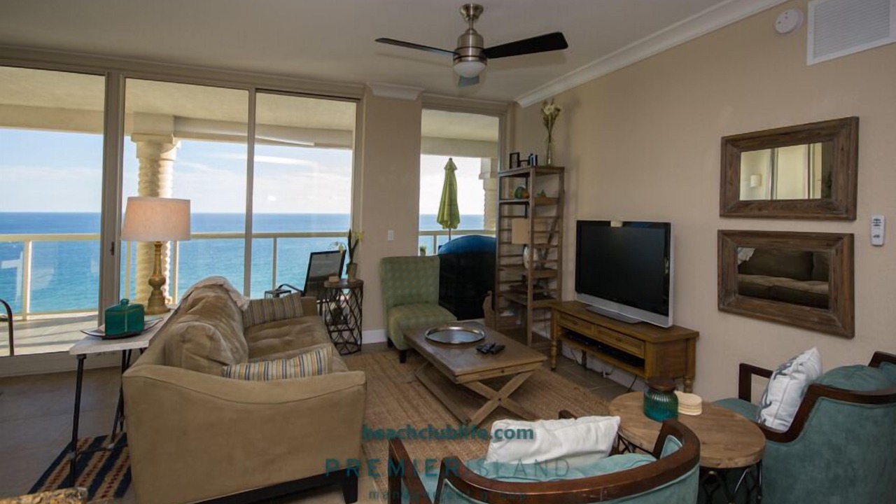 Photo of Livingroom in Pensacola Beach